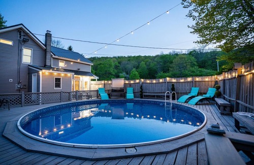 Roscoe House | Roscoe Retreat