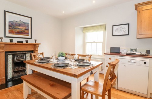 Troutbeck Cottage | ROSE COTTAGE AT TROUTBECK, character holiday cottage in Troutbeck