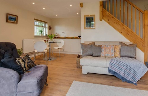 Hawkhurst House | Rose Cottage in the beautiful Cranbrook