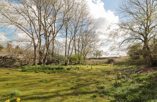 Akeld Cottage | ROSE COTTAGE, pet friendly, with a garden in Wooler