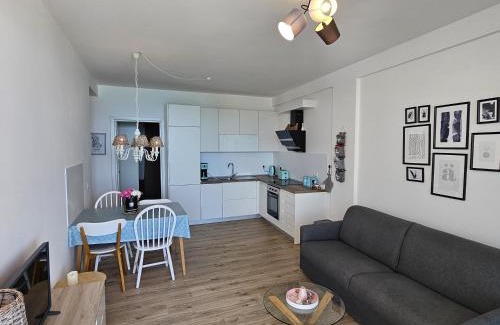 Vlore Apartment | Rose Luxury Apartment Vlore, full sea view !