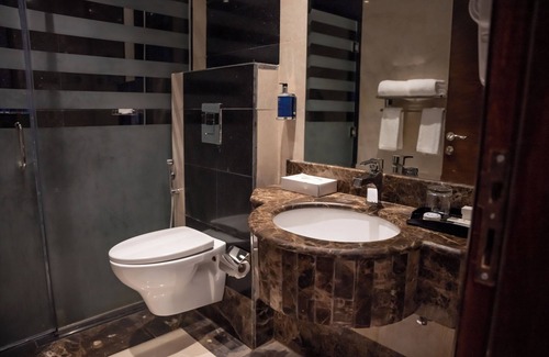 Al-Hamra'a Hotel | Rosemond Al Hamra