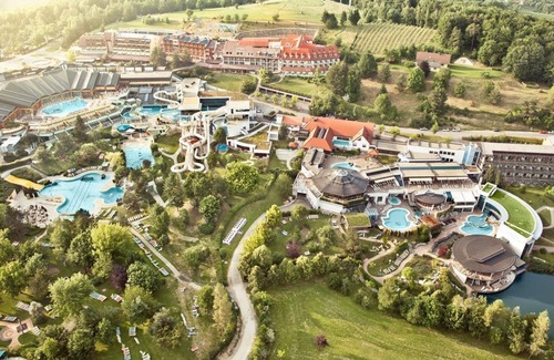 Loipersdorf bei Fuerstenfeld House | Rosensuite - ab 2 Nächte Inkl. Therme - Thermenhotel Vier Jahreszeiten