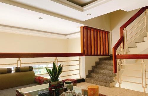 Ha Long Bed & Breakfast | RosePark Tuan Chau