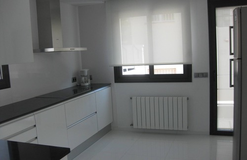 Roses Town Center Villa | ROSES, NEAR the BEACH and CITY CENTER. SUPERB LUXURY VILLA WITH SWIMMING POOL