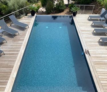 Pinarellu Villa | Rostalana