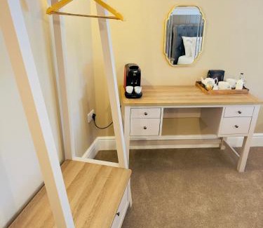 Fivelanes Hotel | Rough Tor - Rising Sun Inn