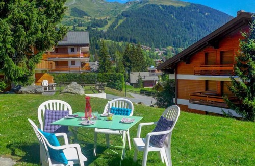 Verbier Apartment | Rousserolles 1 by Interhome