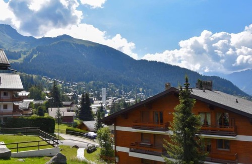 Verbier Apartment | Rousserolles 4 by Interhome