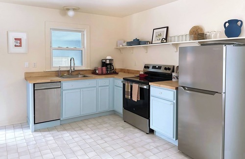 Roxbury Cottage | Roxy — Cozy Catskill Cottage