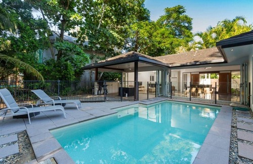 Wongaling Beach House | Roya on Mission