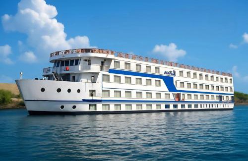 Nile River Luxor Hotel | Royal Adventure Voyage Every Monday Wednesday & Friday from Aswan to Luxor 3 Nights