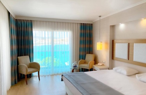 Bodrum City Center Resort | Royal Asarlik Beach Hotel & Spa - All Inclusive