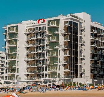Palm Jumeirah Resort | Royal Central Hotel and Resort The Palm