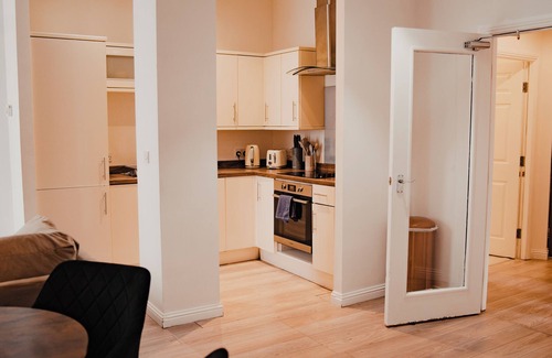 Glasgow Apartment | Royal Chambers