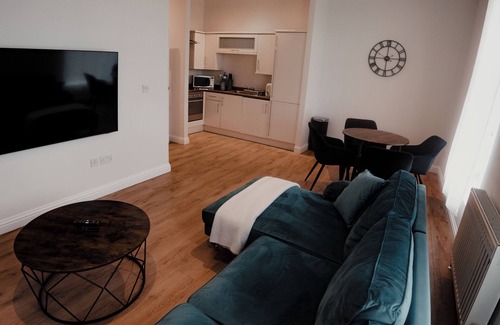 Glasgow Apartment | Royal Chambers