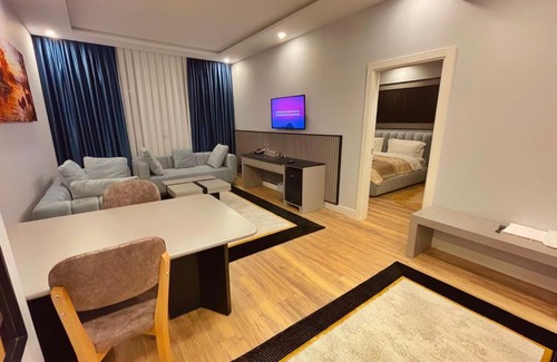 Mjull-Bathore Hotel | Royal East Resort