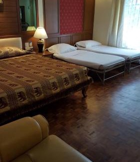 Nana Hotel | Royal Ivory Sukhumvit Nana