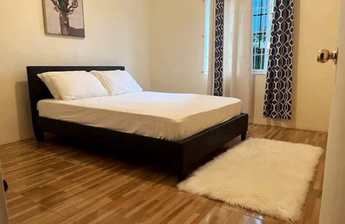 Spanish Town House | Royal Oasis Guest House