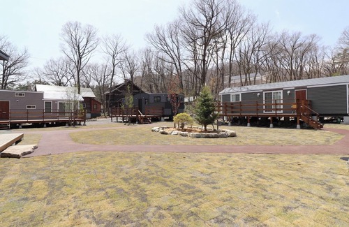 Hokujo RV Rental | Royal One trailer house for rent Room only n/Kitaazumi-gun Nagano