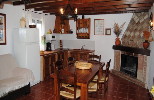 Antequera Cottage | Rustic Retreat in Andalusia