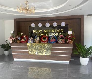 Vang Vieng Hotel | Ruby Mountain View Resort