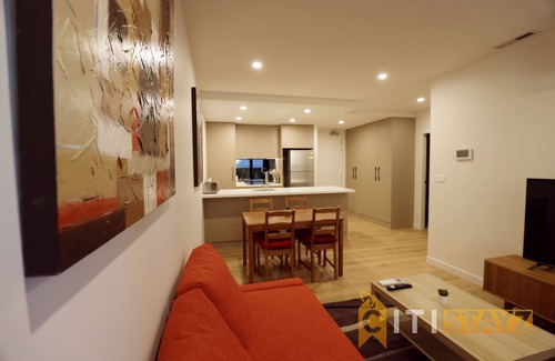 Phillip Apartment | Ruby Red, 1Bd 1Bth Apt - Woden