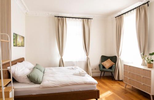 Baiersbronn Apartment | Ruhestein Quartier - Charaktervolle Wohnung perfekt für Gruppen&Familien, ideale Lage, nahe Bhf, bestens geeignet für entspannte als auch akitve Aufenthalte in malerischer Umgebung