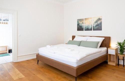 Baiersbronn Apartment | Ruhestein Quartier - Charaktervolle Wohnung perfekt für Gruppen&Familien, ideale Lage, nahe Bhf, bestens geeignet für entspannte als auch akitve Aufenthalte in malerischer Umgebung
