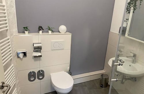 Neustadt-Sued Apartment | Ruhiges und Saniertes Studio in Bester Südstadtlage
