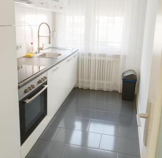 Iserlohn Apartment | RuhrpottImmo - Zentrale Wohnung in Iserlohn - bis zu 7 Pers