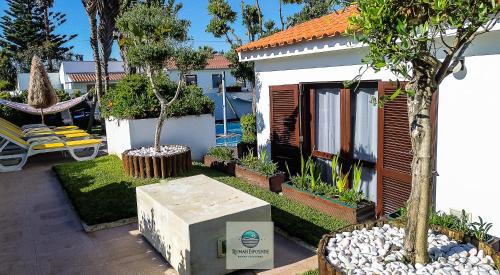 Esposende House | RUMAH Esposende