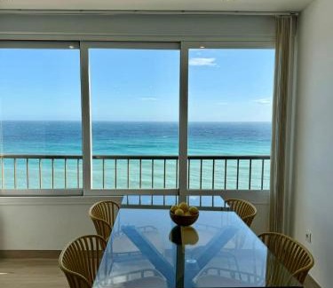 Almunecar Apartment | Rumbo primera linea