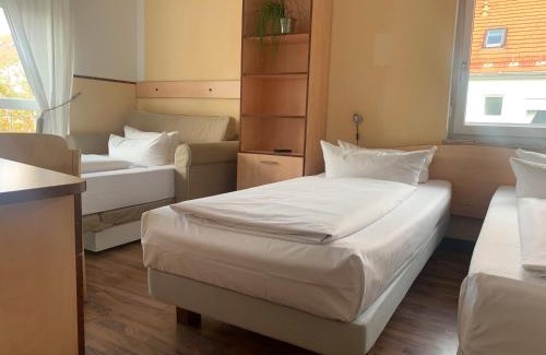 Hallbergmoos Apartment | Runa´s Aparthotel