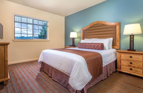 Klamath Falls Resort | Running Y Resort 3bdr