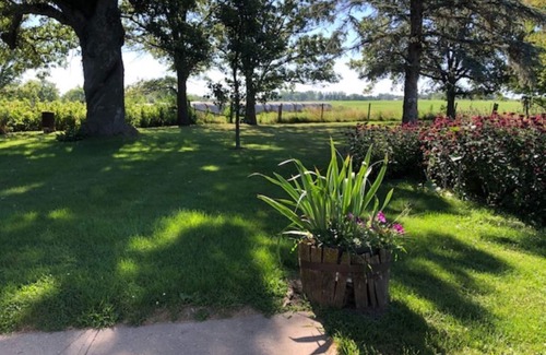Oakdale House | Rural Acreage, entire house, 20 min. to Iowa City