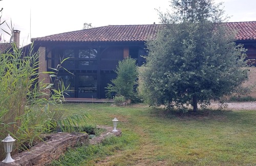 Cassagnabere-Tournas House | Rural gîte and equestrian stopover on an AB-certified ethological farm, in a peaceful setting
