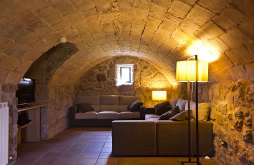 Santa Maria de Merles House | Rural house Puigdesala