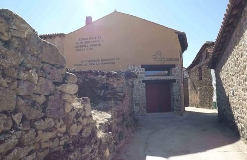 Casas del Abad Cottage | Rural house (full rental) Loboratorio Rural for 2 people
