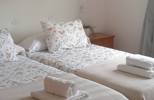 Cangas de Onis Cottage | Rural house La Cruz de Favila, near Cangas de Onís