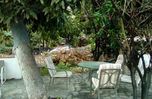 Hermigua Cottage | Rural house, surrounded by banana trees