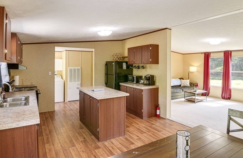 Dabolt House | Rural Kentucky Vacation Rental ~ 15 Mi to London!