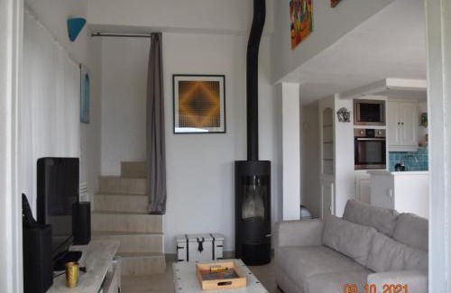 Theoule-Superieur House | Rural villa with shared pool and tennis court
