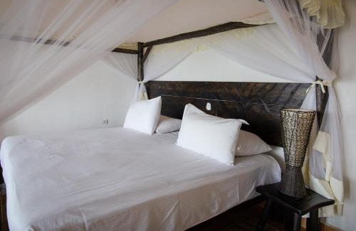 Buhongo Cabin | Rushel Kivu Resort Ltd