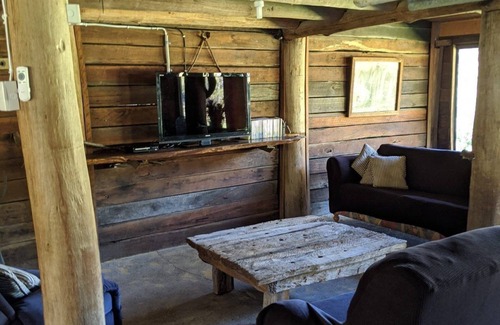 Limeburners Creek Other | Rustic farmhouse overlooking beautiful dam with large inside and outside spaces