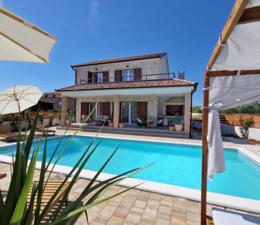 Biograd na Moru Villa | Rustic House Konfidenca
