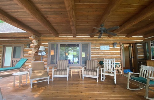 Walloon Lake Cabin | Rustic log cabin on Walloon Lake