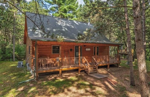 Big Flats Cabin | Rustic Log Cabin on Wooded Acreage Creek Fishing, Firepit, Near Lakes & Golf