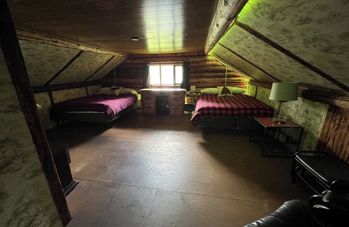 Sicamous Other | Rustic log home retreat on Mara Hills Golf Resort with lake view.