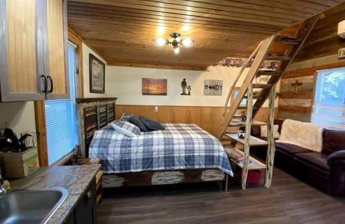 Marble Falls House | Rustic Texas Hill Country Vacation Rental with a Fire Pit